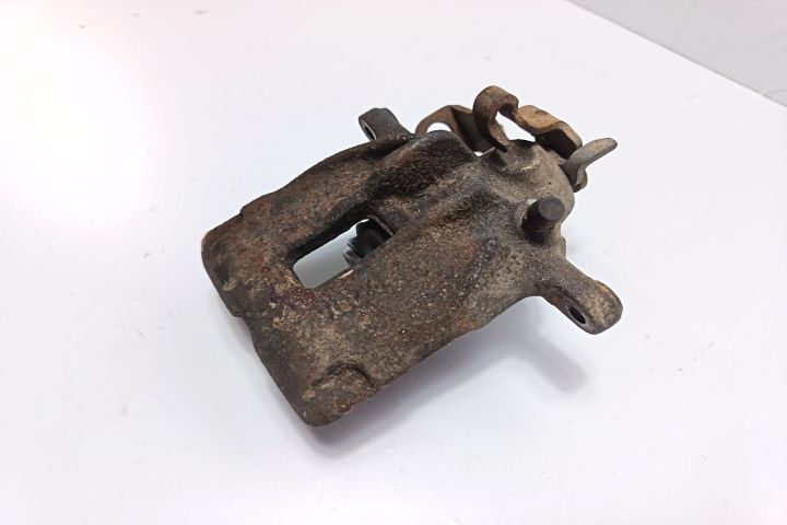 Etrier dreapta spate Opel Vivaro A (facelift) seria