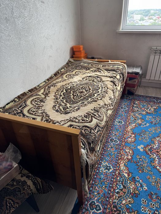 кровать односпальная