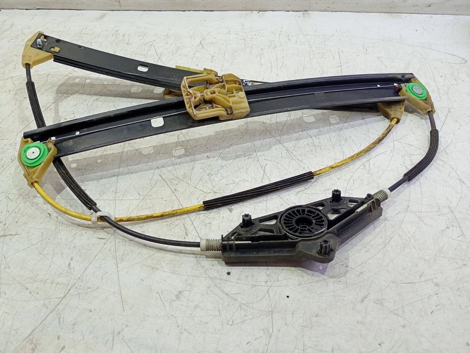 Macara geam dreapta fata 5E0837462 Skoda Octavia 3 (2013 - 2017) 1.6 tdi CRKB