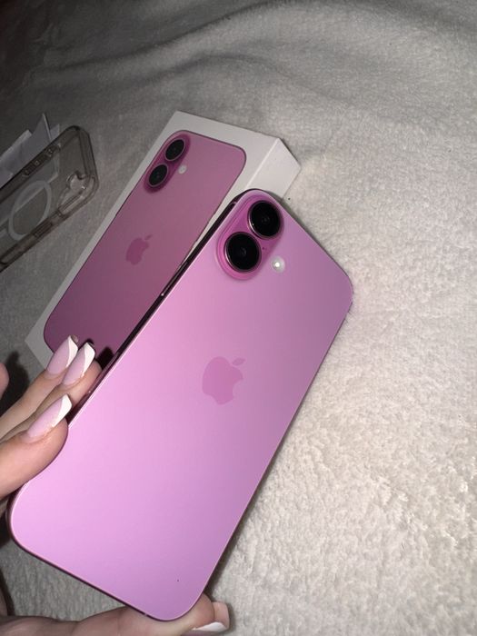 Vand Iphone 16 roz