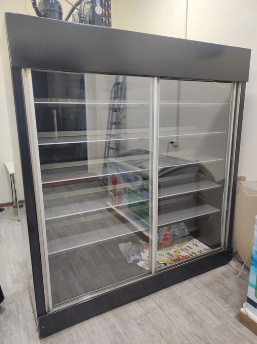 ветринный холодилник