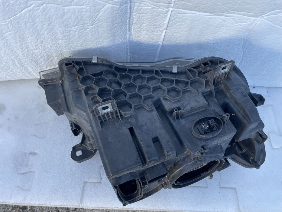 Far stanga Bmw X3 X4 F25 F26 Lci Bi-Xenon Adaptiv