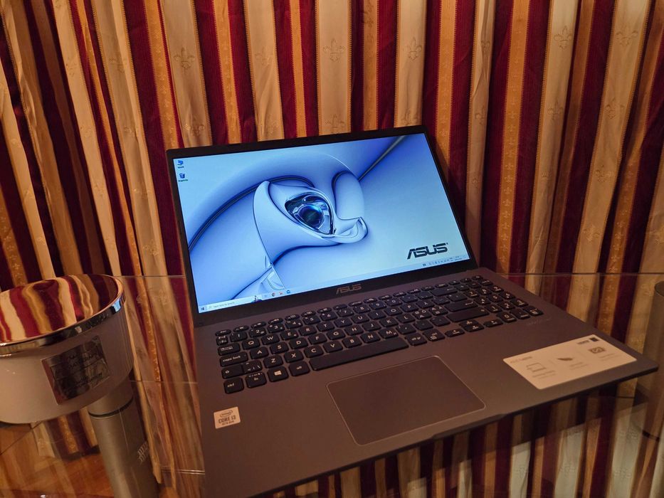 Laptop Asus Vivobook