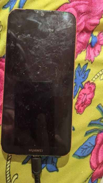 Arzon telefon Huawei Y5