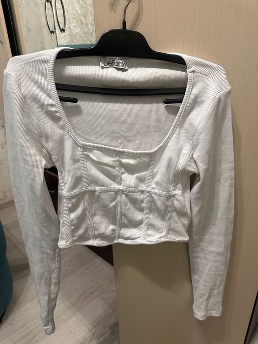 Одежда, платья, футболки