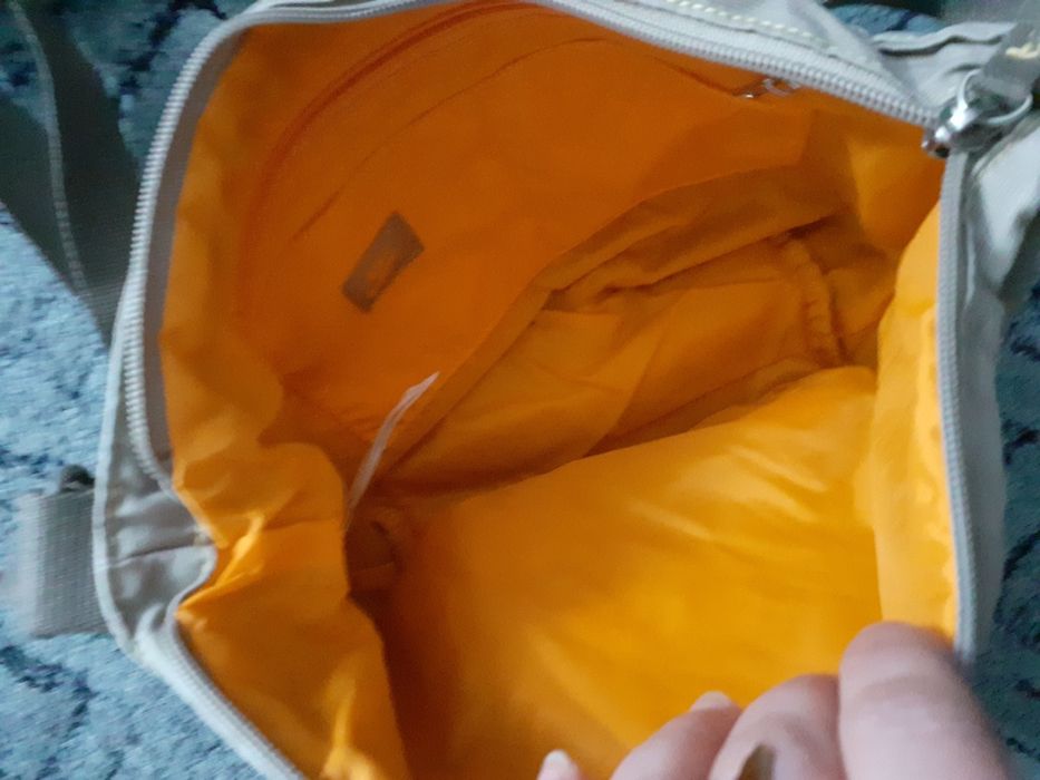 Оригинална чантичка "Найк"