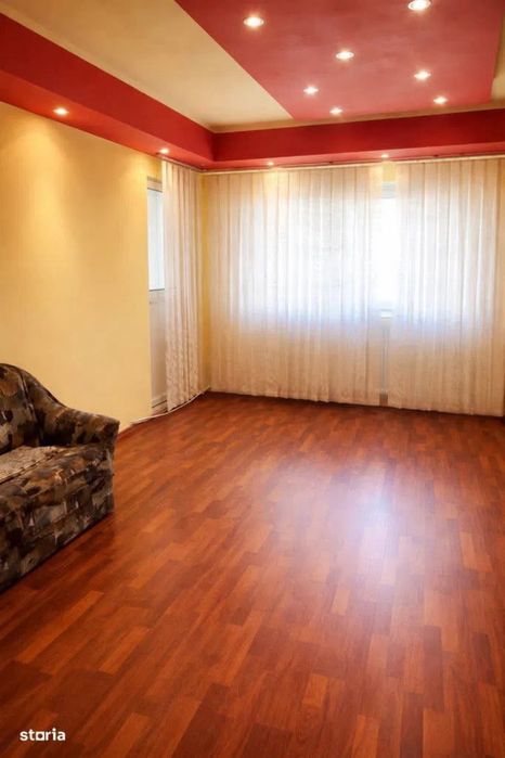Apartament 3 camere strada Tudor Vladimirescu