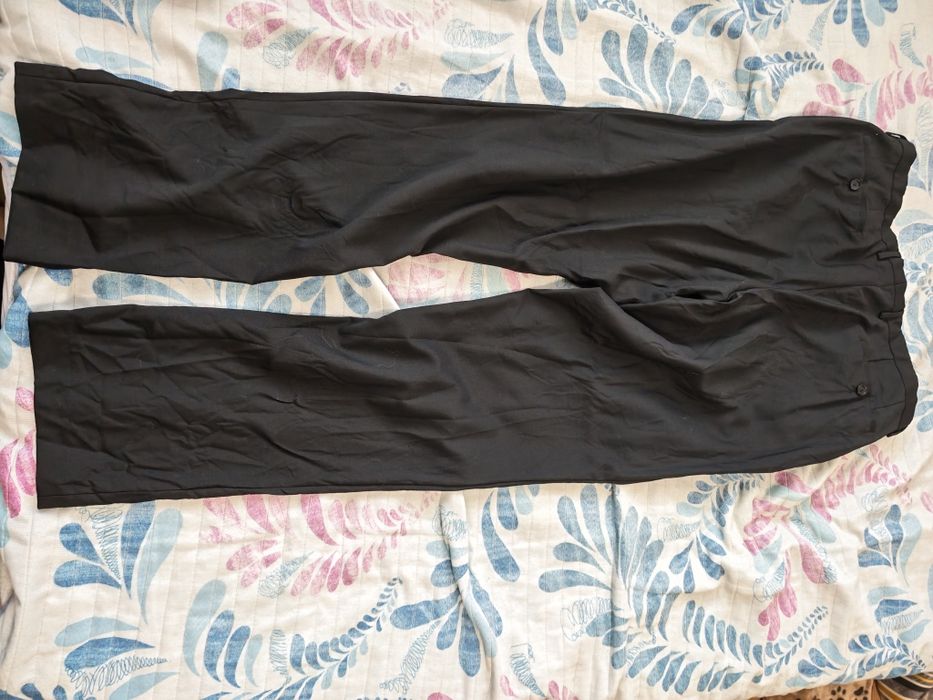 Мъжки черен костюм Boss