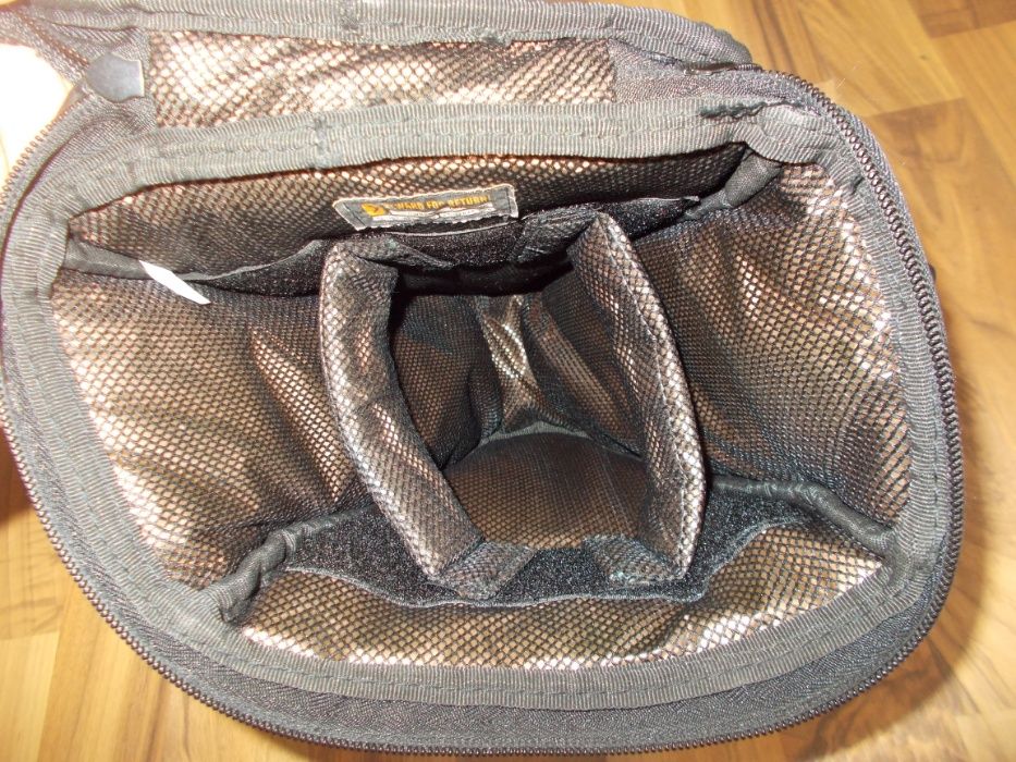 geanta foto VANTAGE INTERCEPT ,incapatoare,curea de umar,stare super