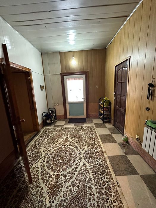 Продом большой дом с магазином.