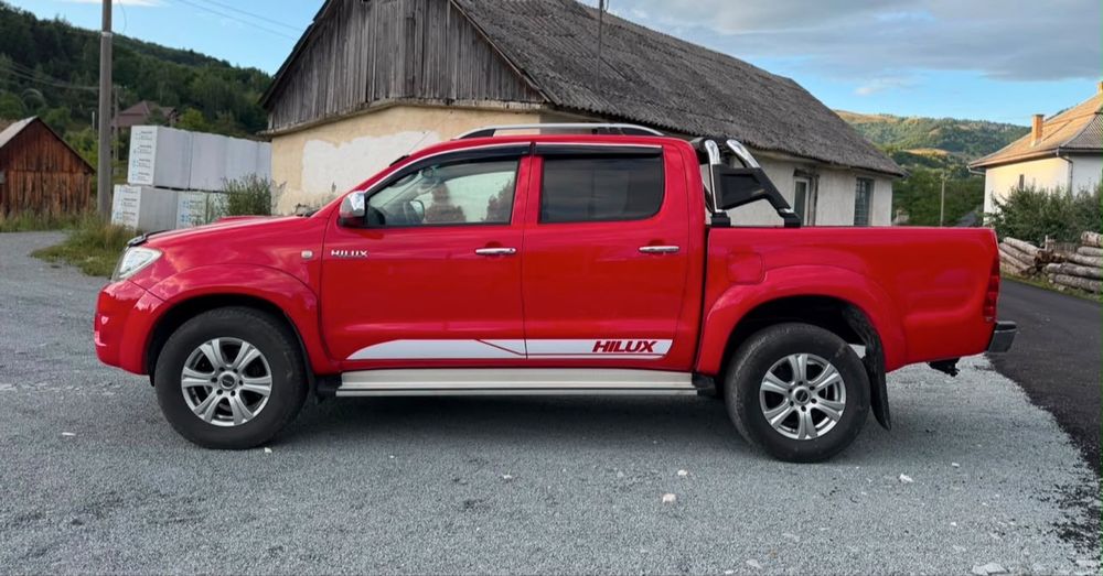 TOYOTA Hilux 2010 — imagine 3