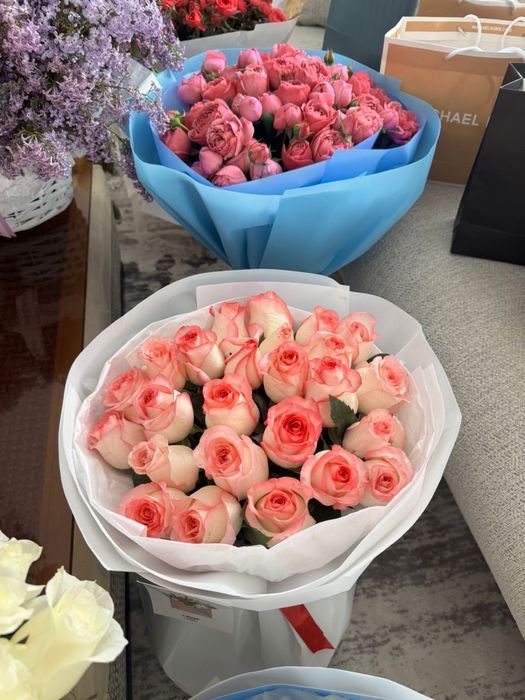 Букеты разные, срочно продам