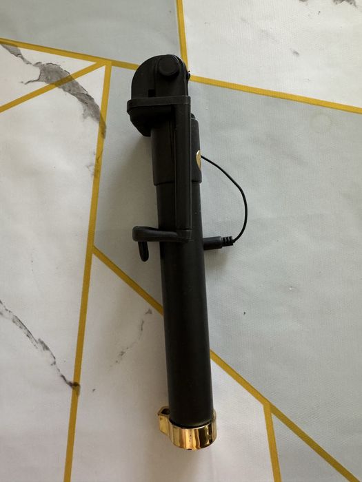 Продам селфи-палку