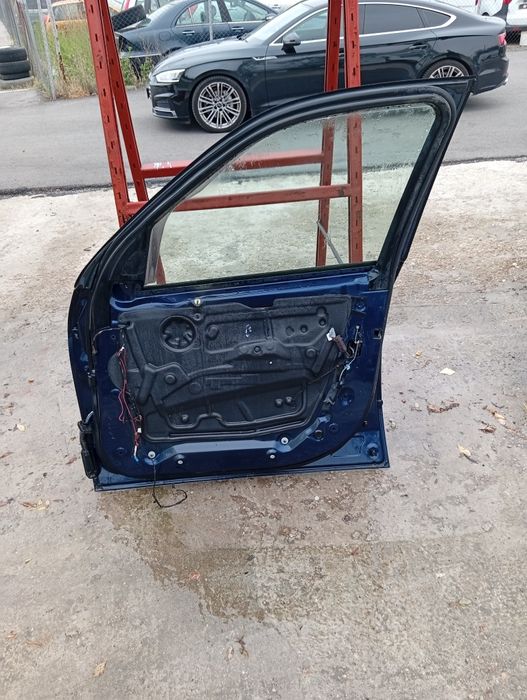 Врата предна дясна BMW X5 E70 2009г