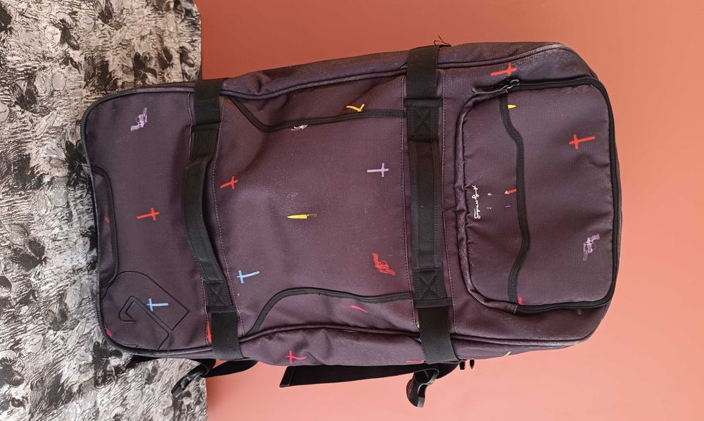 Burton-Много Запазен