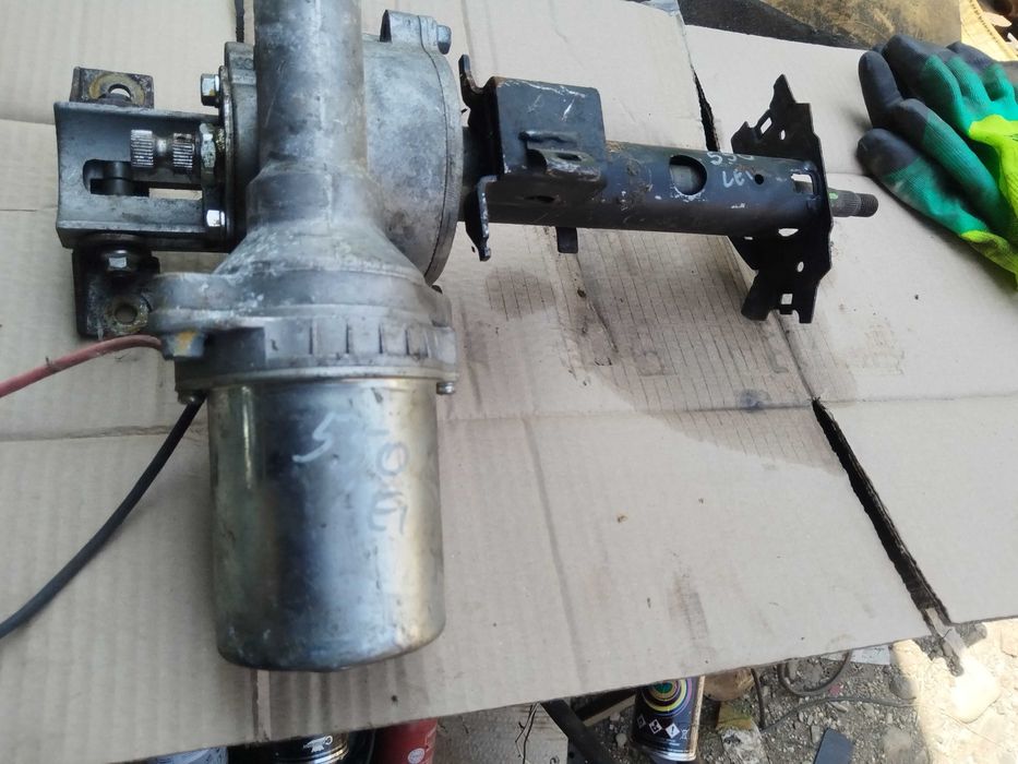 Reductor cu motor 12 volți
