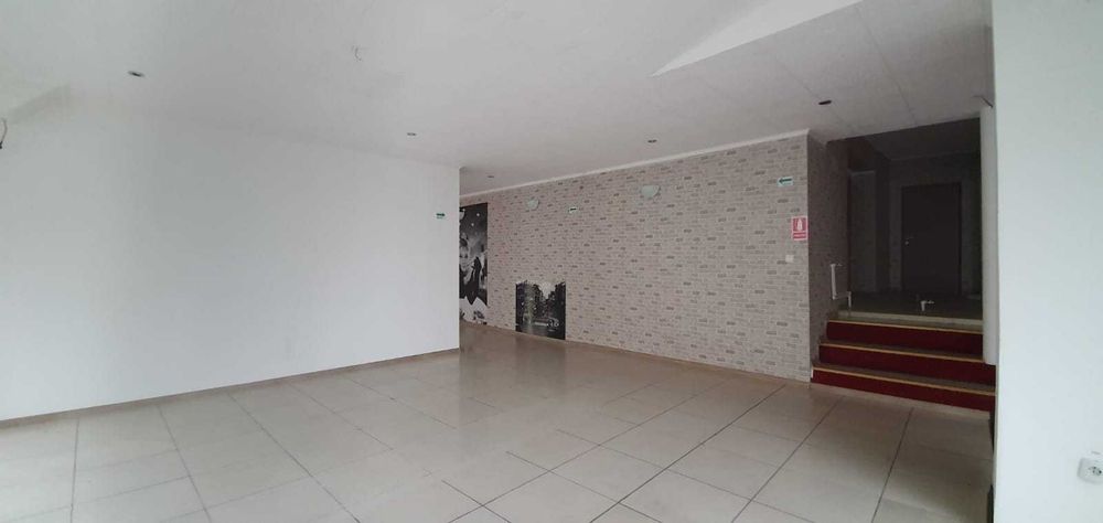 Spatiu comercial de inchiriat 267m