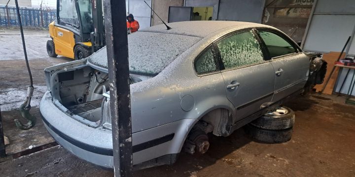 Planetara fata dreapta 8 DO 407 272 DF Volkswagen VW Passat B5.5 (fac