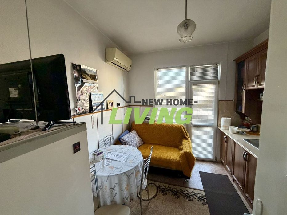 Продава се Тристаен апартамент в Пловдив, Кючук Париж - 85 кв.м за 690 €/кв.м - Снимка #2