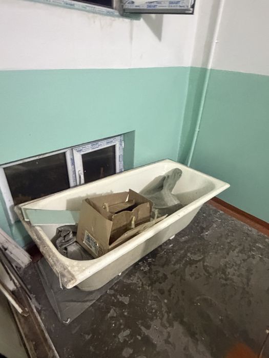 Продам ванну и унитаз