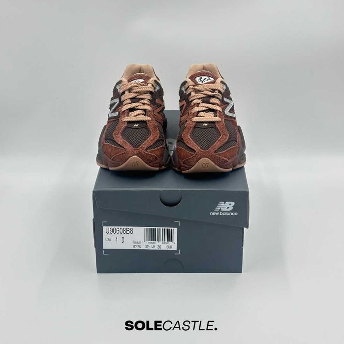New Balance 9060' Black Coffee Rich Oak'