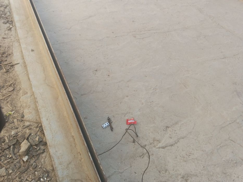 Уголник 14 га 14 см узинлиги икаласи 10 метр