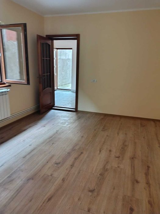 Casa de vanzare P+1, zona centrala - Braila