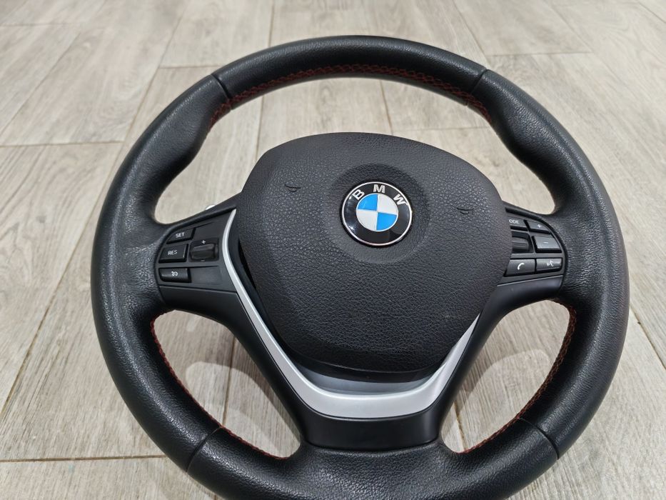 Volan BMW  cu padele