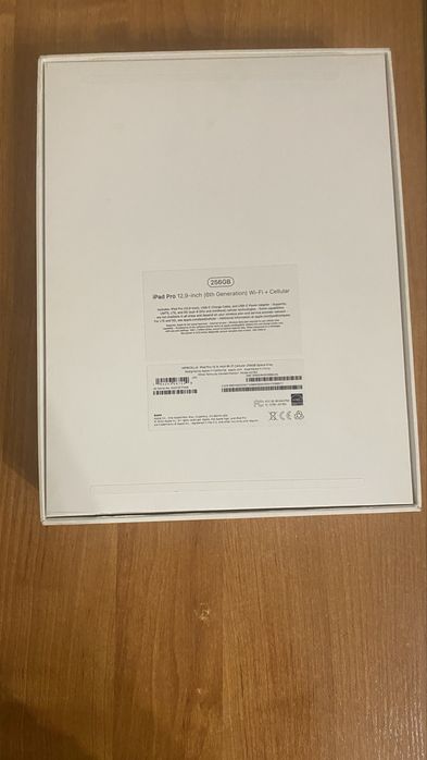 iPad Pro 12.9-inch (6 generation) wi-fi + cellular 256 Гб