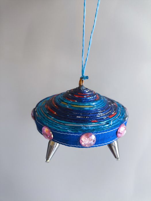 Ёлочная игрушка ( Космический корабль )