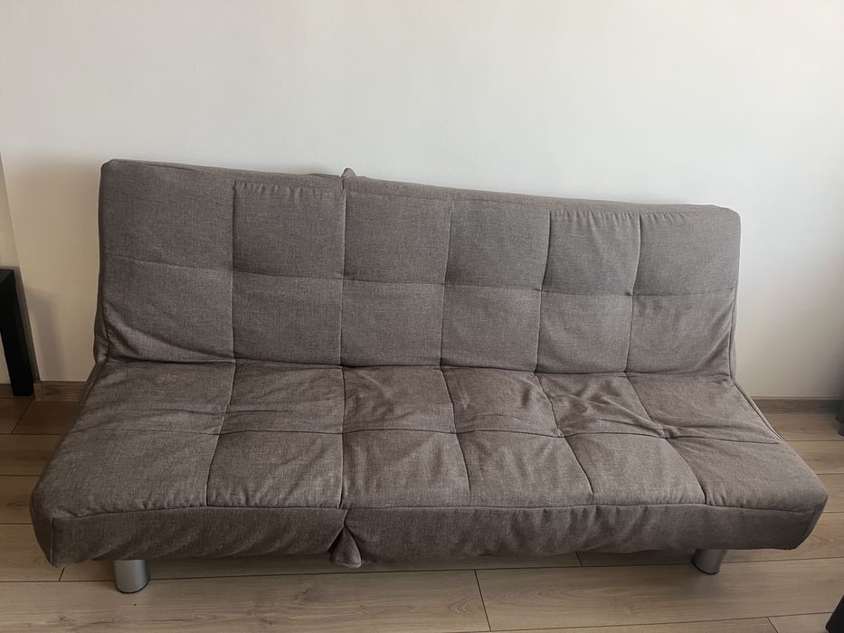 Диван с функция сън