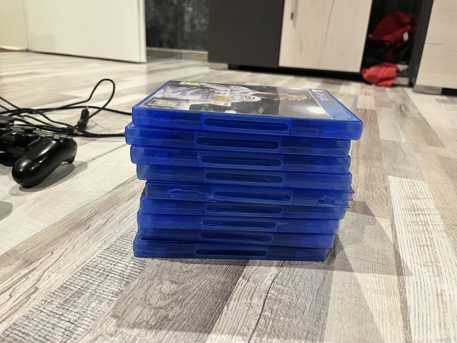 Плейстейшън 4