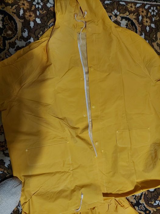 Срочно Продаётся дождевик!