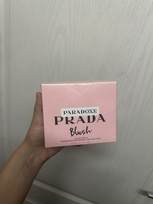Prada paradoxe blush