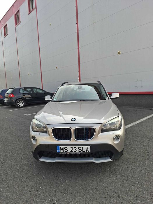 BMW X1 2012 — imagine 2