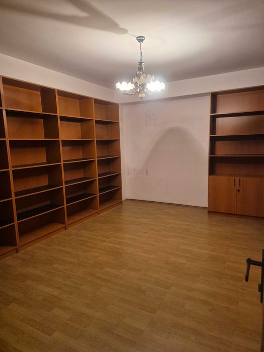 Închiriez vila în centrul Mun.Dr.Tr.Severin