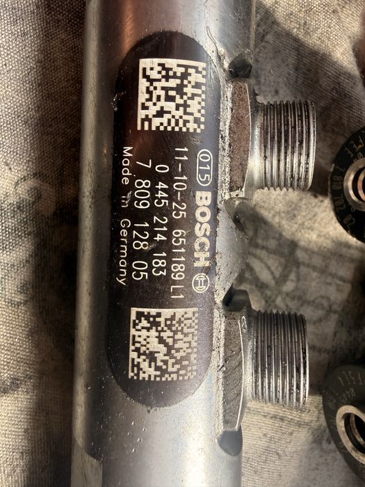 Комплект дюзи с помпа и рел