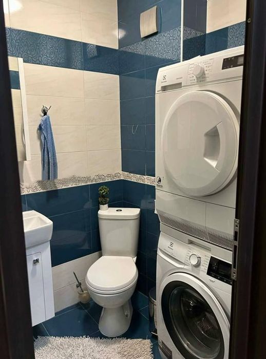 Дава се под наем Тристаен апартамент в София, Витоша - 103 кв.м за 1296.42 € - Снимка #10