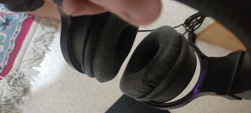 Продам наушники Reddragon pandora