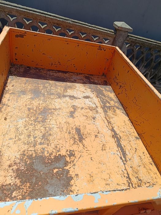 Vând remorca motocultor