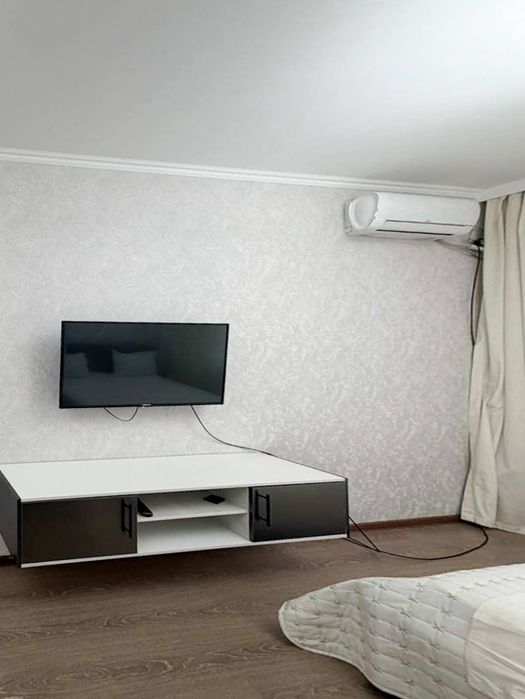 Green Park Продается 1 комнатная квартира ремонт Махтумкули, Макро