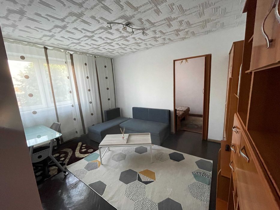 inchiriez apartament