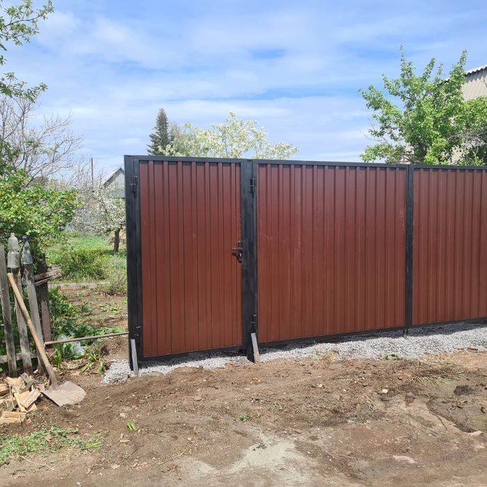 Продам ворота с забором