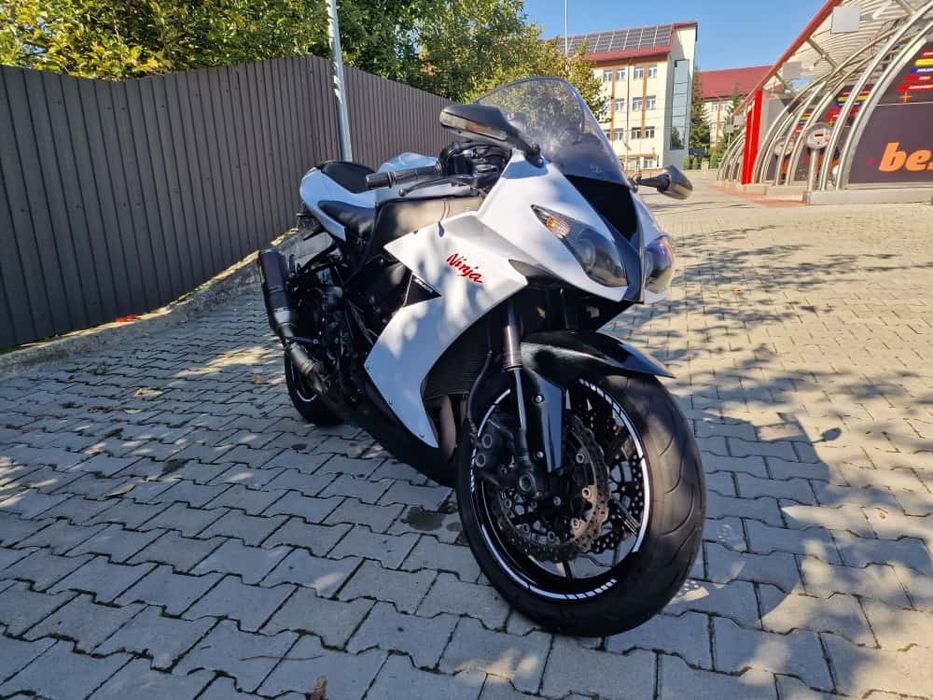 Vând Kawasaki  Ninja  Zx10r