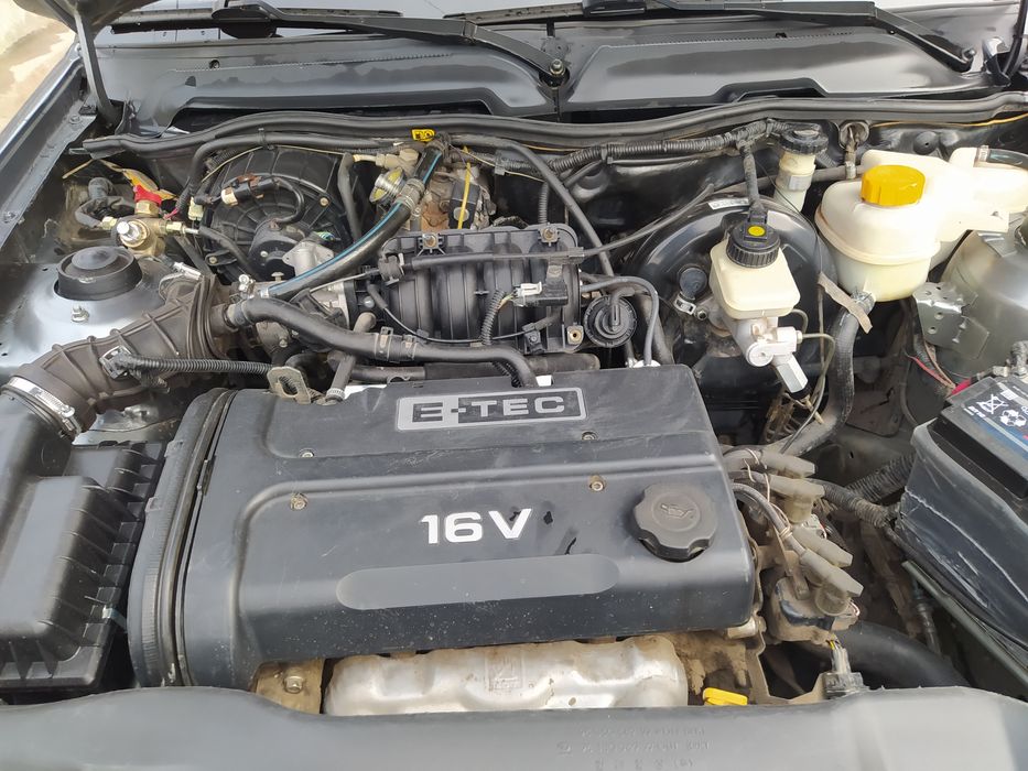 Neksiya 2 1.6 dons sotiladi