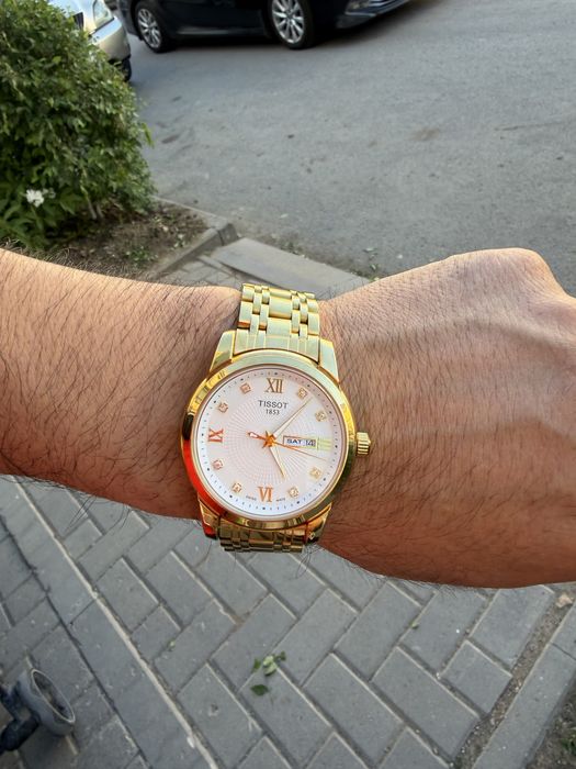 Щвецарский часы тессот