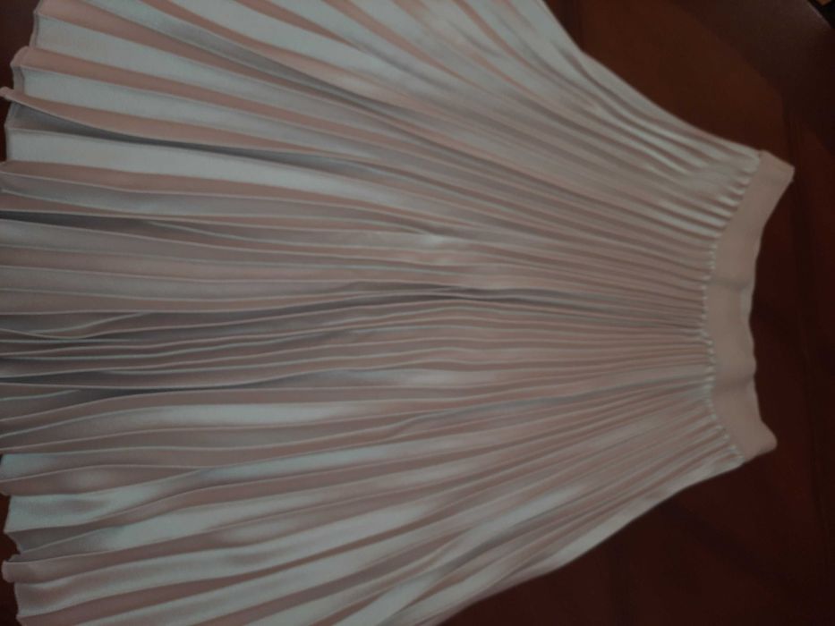 Красивое женское платье