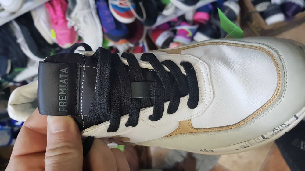 Nike airforce retro 42,premiata nr.39,astept oferte