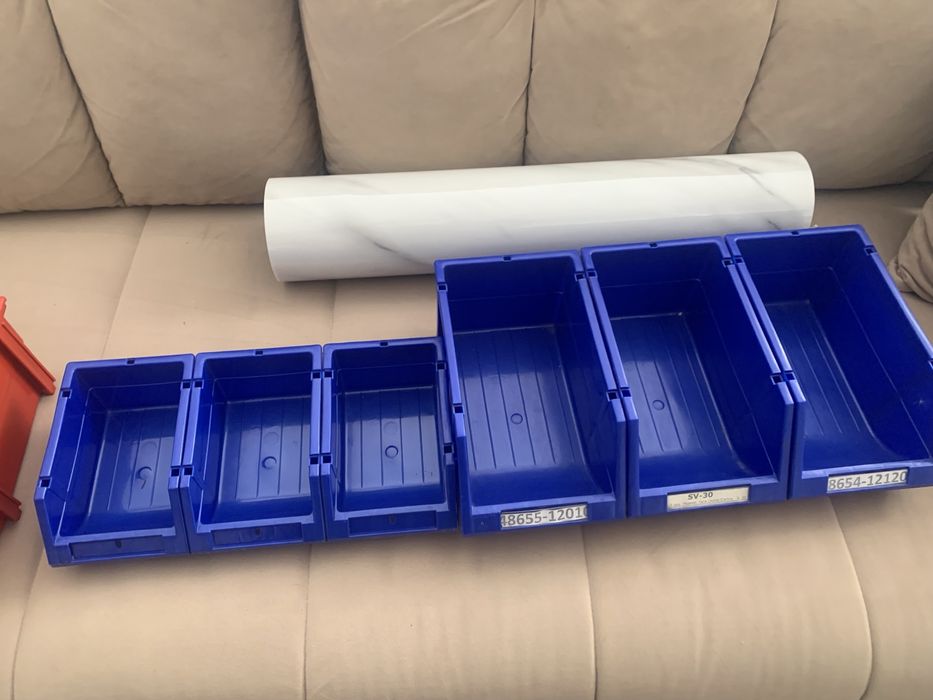 Продам ящик для  инструментов , мелких деталий