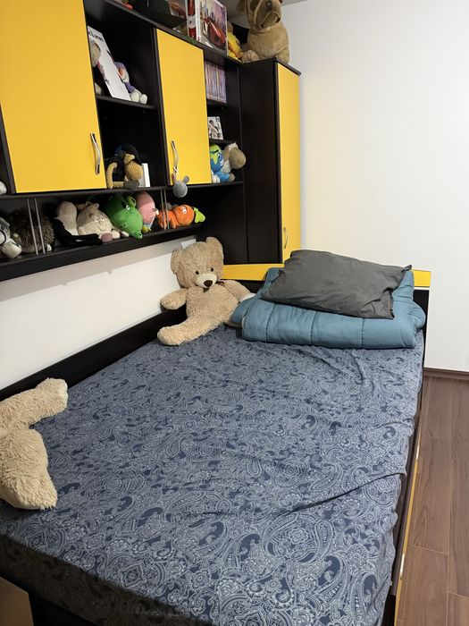 Mobila tineret fara defecte cu birou si scaun si saltea inclusa